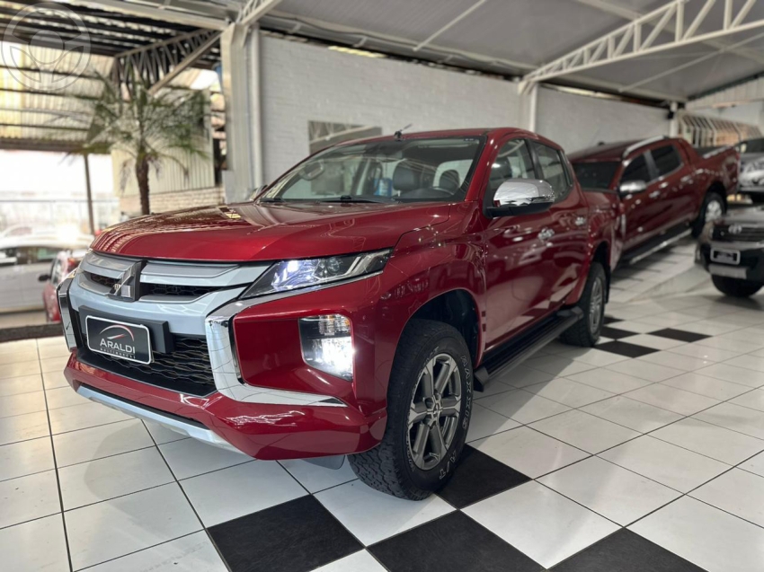 L200 TRITON 2.4 16V TURBO DIESEL SPORT HPE CD 4P 4X4 AUTOMÁTICO - 2022 - VACARIA
