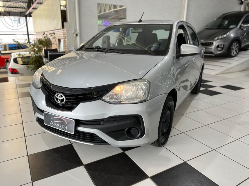 ETIOS 1.3 X 16V FLEX 4P MANUAL - 2020 - VACARIA