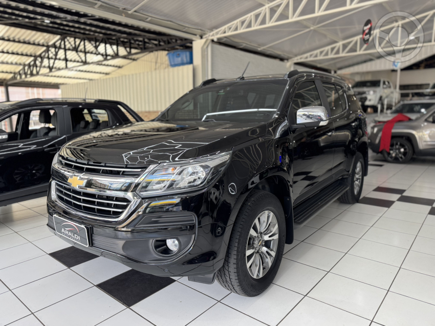 TRAILBLAZER 3.6 LTZ 4X4 V6 4P AUTOMÁTICO - 2017 - VACARIA