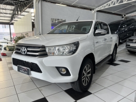 hilux 2.8 std 4x4 cd 16v diesel 4p manual 2017 vacaria