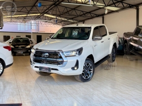 hilux 2.8 srx 4x4 cd 16v diesel 4p automatico 2024 vacaria