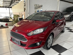 fiesta 1.6 sel hatch 16v flex 4p automatico 2017 vacaria