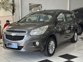 spin 1.8 lt 8v flex 4p automatico 2013 vacaria