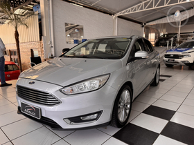 FOCUS 2.0 TITANIUM SEDAN 16V FLEX 4P AUTOMÁTICO