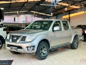 frontier 2.5 s 4x4 cd turbo eletronic diesel 4p manual 2014 vacaria