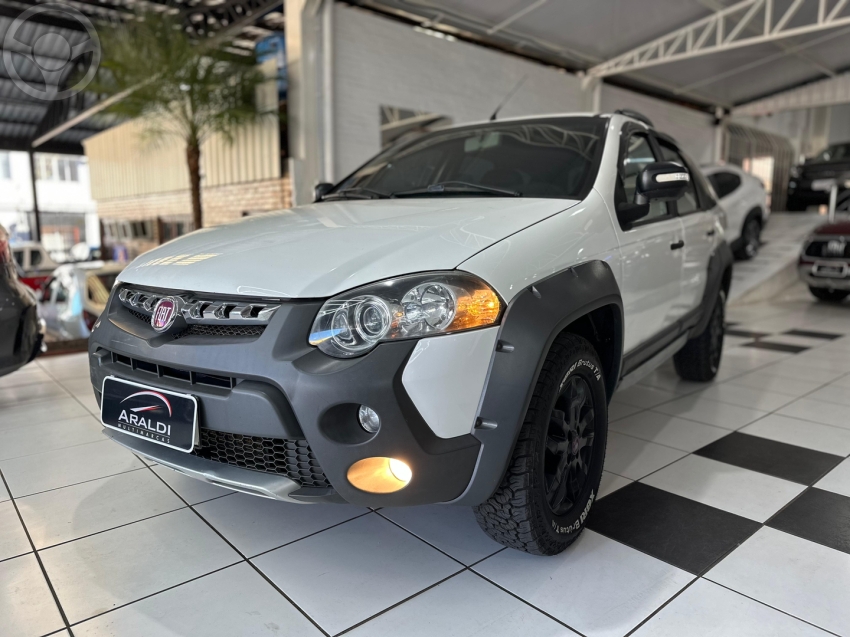 PALIO 1.8 MPI ADVENTURE WEEKEND 16V FLEX 4P MANUAL - 2013 - LAGOA VERMELHA