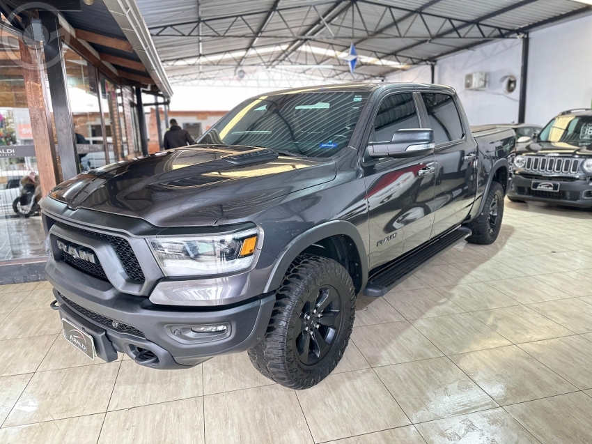 1500 5.7 V8 REBEL CD 4X4 4P AUTOMÁTICO - 2022 - LAGOA VERMELHA