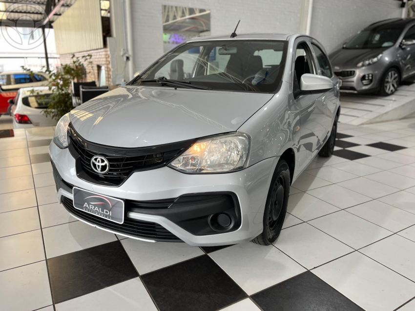 ETIOS 1.3 X 16V FLEX 4P MANUAL - 2020 - LAGOA VERMELHA