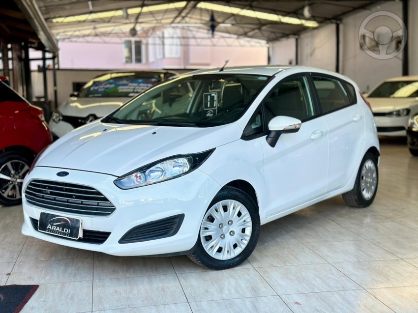 FIESTA 1.6 SE HATCH 16V FLEX 4P MANUAL - 2017 - LAGOA VERMELHA
