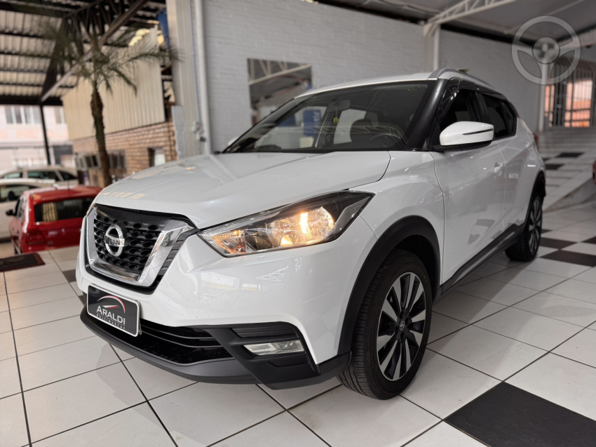 KICKS 1.6 16V FLEX SV 4P XTRONIC - 2019 - LAGOA VERMELHA