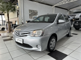 ETIOS 1.3 X 16V FLEX 4P MANUAL