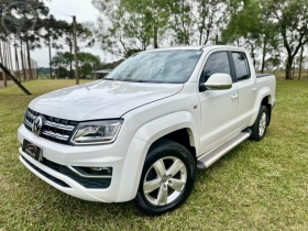 AMAROK 3.0 V6 TDI HIGHLINE CD DIESEL 4MOTION AUTOMÁTICO