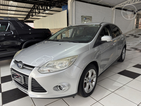 focus 2.0 s sedan 16v flex 4p automatico 2015 lagoa vermelha
