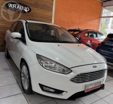 focus sedan titanium 2.0 flex at  2017 erechim
