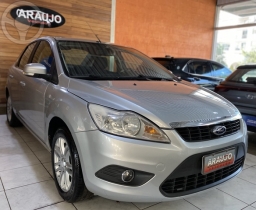 focus sedan 2.0 flex at  2013 erechim