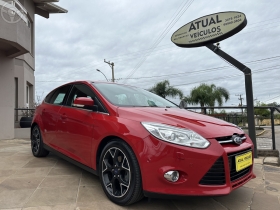 focus 2.0 titanium hatch 16v flex 4p automatico 2014 vista alegre do prata