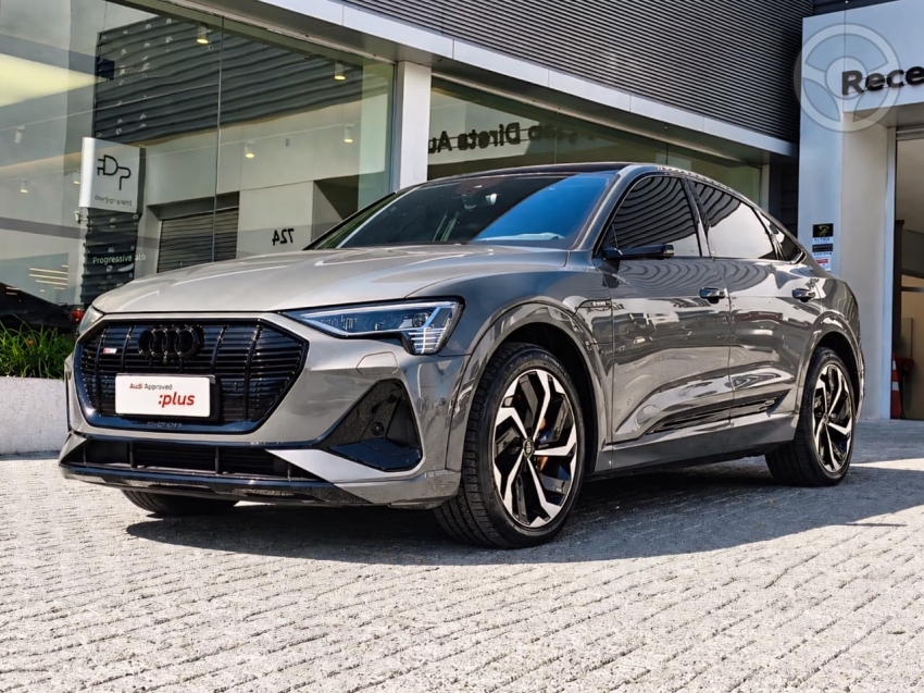 E-TRON SPORTBACK PERFORMANCE BLACK ELÉTRICO 4P AUTOMÁTICO - 2022 - CAXIAS DO SUL