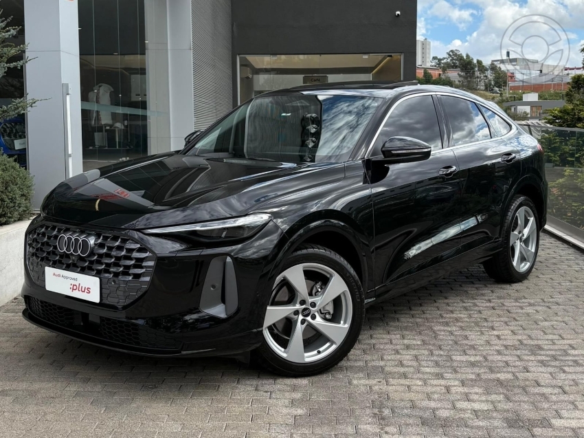 Q5 2.0 TFSI SPORTBACK ADVANCED QUATTRO S TRONIC - 2025 - CAXIAS DO SUL