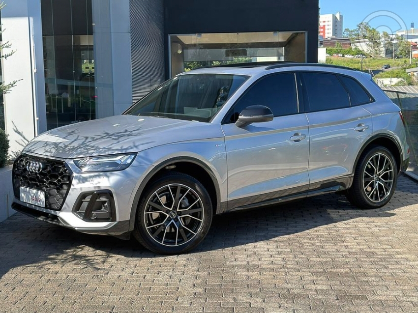 Q5 2.0 TFSI S LINE BLACK QUATTRO S TRONIC 4P - 2021 - CAXIAS DO SUL