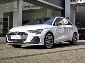 A3 2.0 TFSI SEDAN PERFORM BLACK 16V 4P S-TRONIC