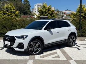 q3 2.0 tfsi performance black quattro 4p automatico 2024 caxias do sul