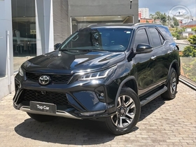 HILUX SW4 2.8 4X4 DIAMOND 16V TURBO DIESEL 4P 7 LUGARES AUTOMATICO