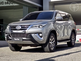 HILUX SW4 2.8 SRX 4X4 16V TURBO INTERCOOLER DIESEL 4P AUTOMÁTICO