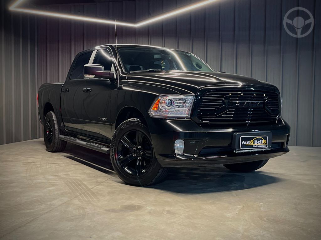 CLASSIC LARAMIE NIGHT ED. 5.7 4X4 AUT.  - 2023 - NOVO HAMBURGO