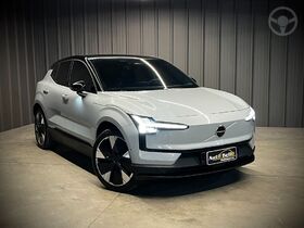 ex30 e60 ultra eletrico  2024 novo hamburgo
