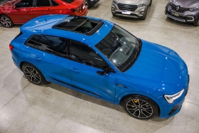 E-TRON PERFORMANCE BLACK ELETRICO 4P AUTOMATICO