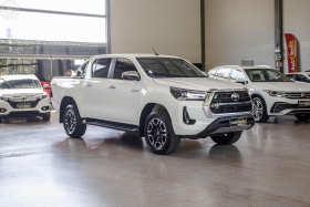 hilux 2.8 srx 4x4 cd 16v diesel 4p automatico 2022 novo hamburgo