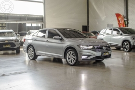 jetta comfort. 250 tsi 1.4 flex 16v aut.  2020 novo hamburgo