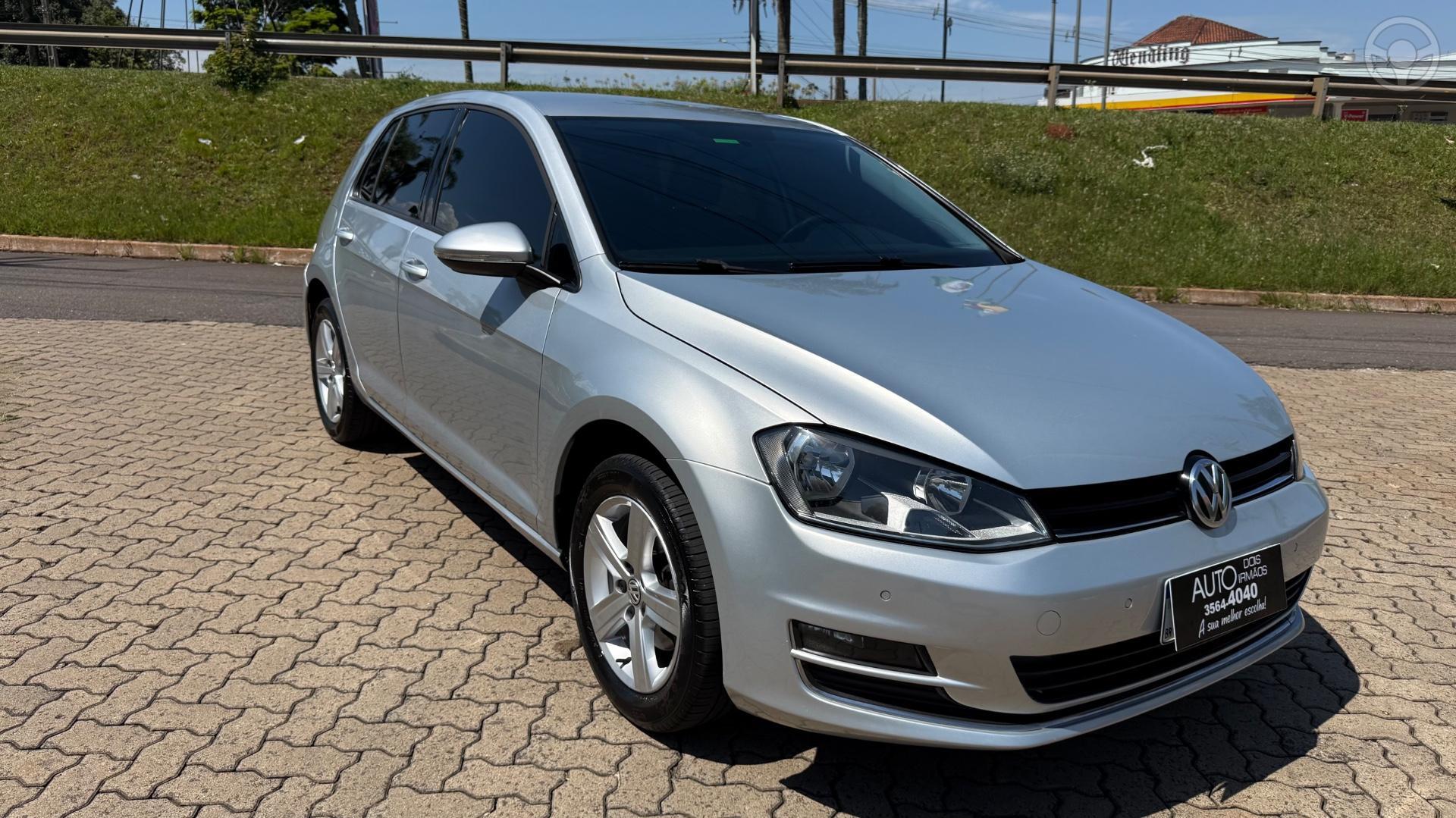 GOLF 1.0 TSI COMFORTLINE 12V TOTAL FLEX 4P MANUAL - 2015 - DOIS IRMãOS