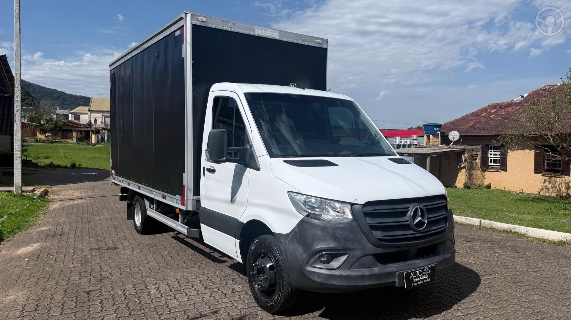 SPRINTER 2.2 CHASSI 516 LONGO DIESEL 3P MANUAL - 2021 - DOIS IRMãOS