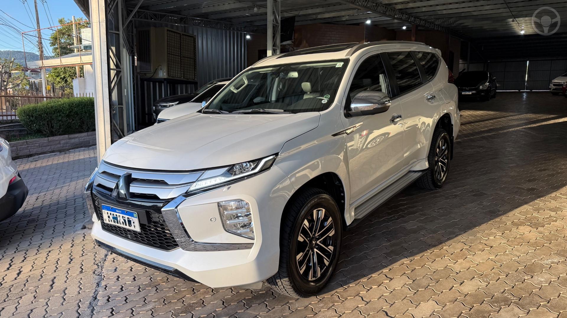 PAJERO SPORT 2.4 HPE-S 4X4 DIESEL 4P AUTOMÁTICO - 2024 - DOIS IRMãOS