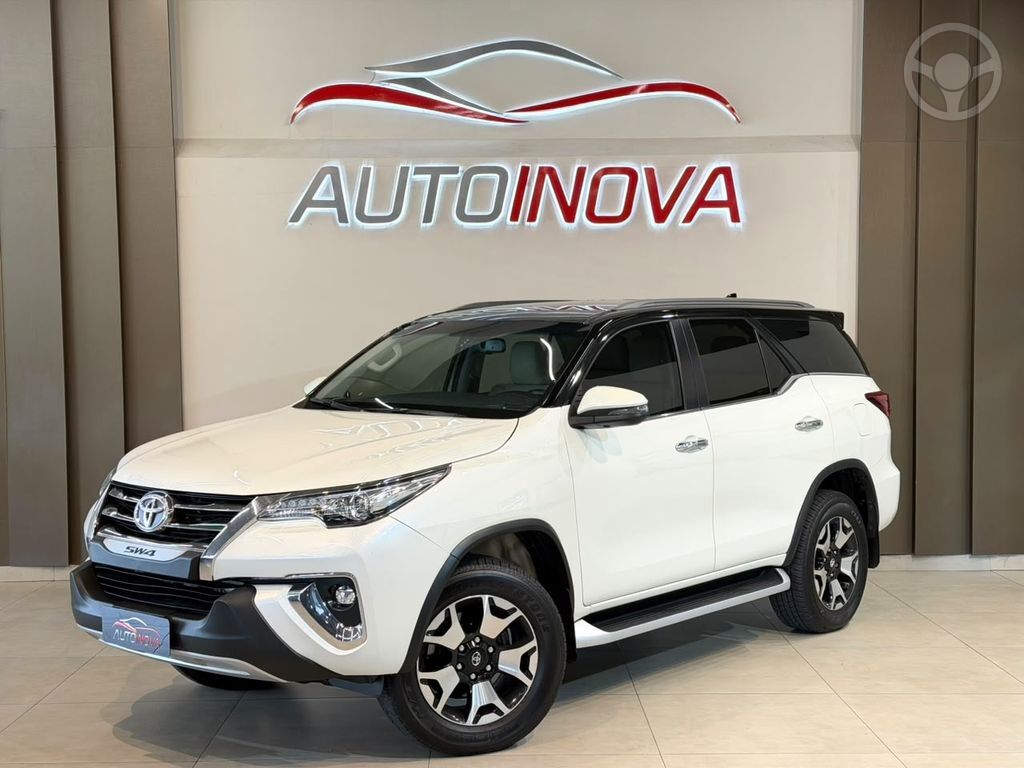 HILUX SW4 SRX DIAMO. 4X4 2.8 TB DIE AUT.  - 2019 - IVOTI