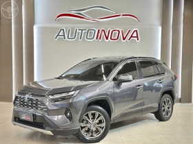 rav4 2.5 sx connect 4x4 aut. hibrido  2022 ivoti