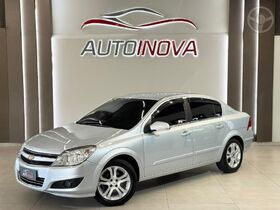 vectra elegan. 2.0 mpfi 8v flexpower aut  2011 ivoti