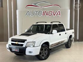 s10 p up lx sert rod 2.8 4x4 cd tdi dies  2002 ivoti