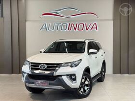 hilux sw4 srx diamo. 4x4 2.8 tb die aut.  2019 ivoti