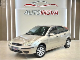 focus 1.6 s se se plus flex 8v 16v 5p  2005 ivoti