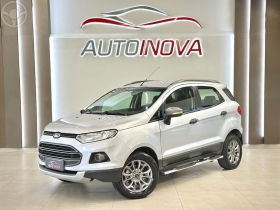 ecosport freestyle 1.6 16v flex 5p  2015 ivoti