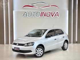 gol trendline 1.0 t.flex 8v 5p 2015 ivoti