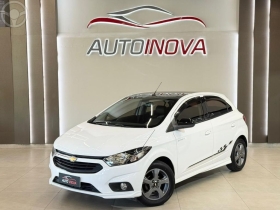 onix hatch effect 1.4 8v f.power 5p mec.  2018 ivoti