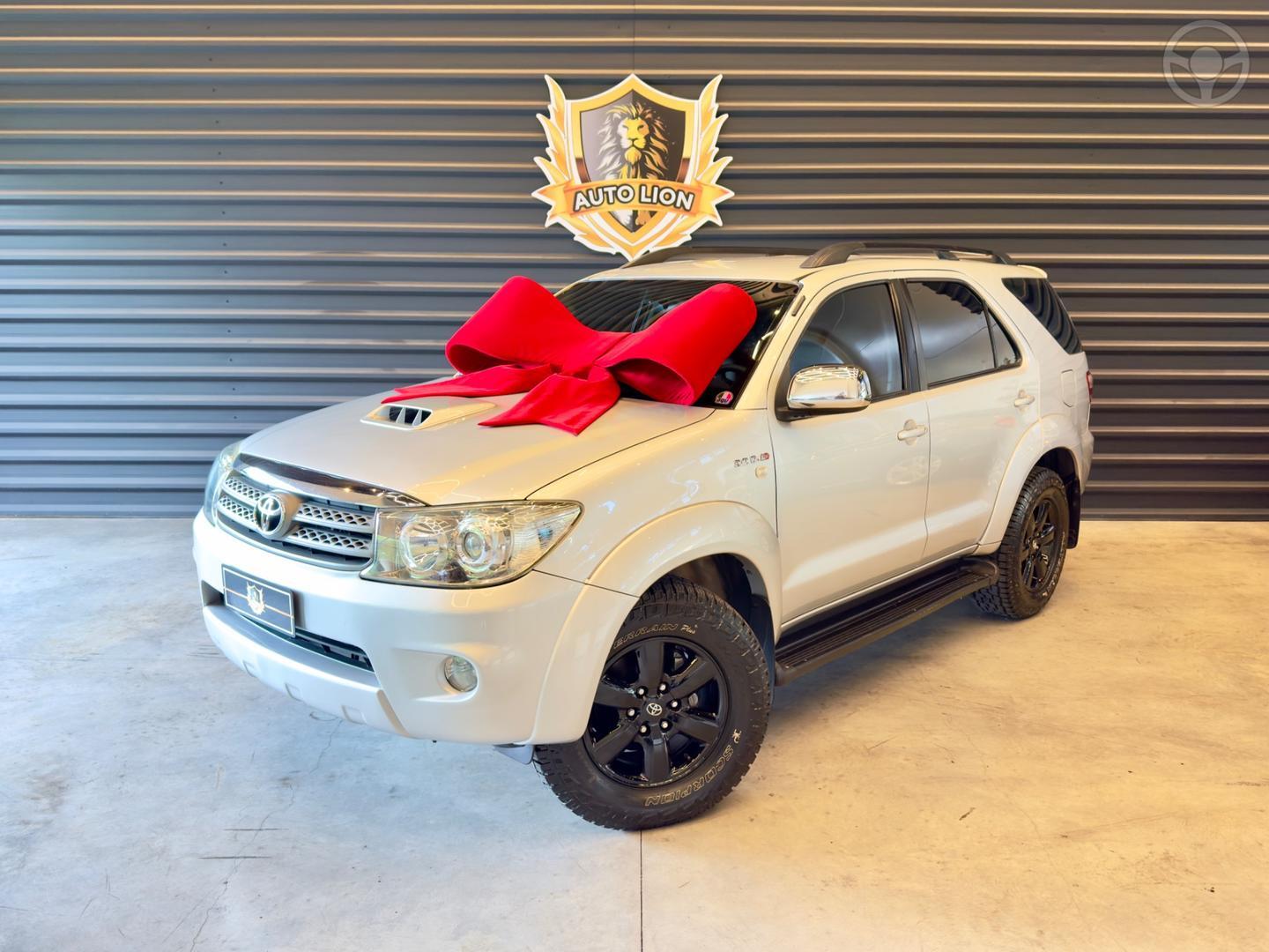 HILUX 3.0 SRV 4X4 CD 7 LUGARES 16V TURBO INTERCOOLER DIESEL 4P AUTOMATICO - 2009 - CAXIAS DO SUL