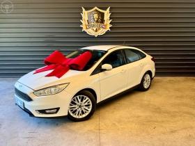 focus 2.0 se plus fastback 16v flex 4p automatico 2018 caxias do sul