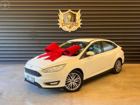 focus 2.0 se sedan 16v flex 4p automatico 2017 caxias do sul