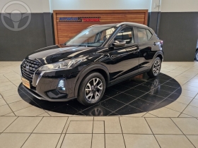 kicks sense 1.6 28.000  2024 passo fundo