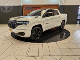 rampage r t 2.0 4x4 hurricane 17.000  2024 passo fundo