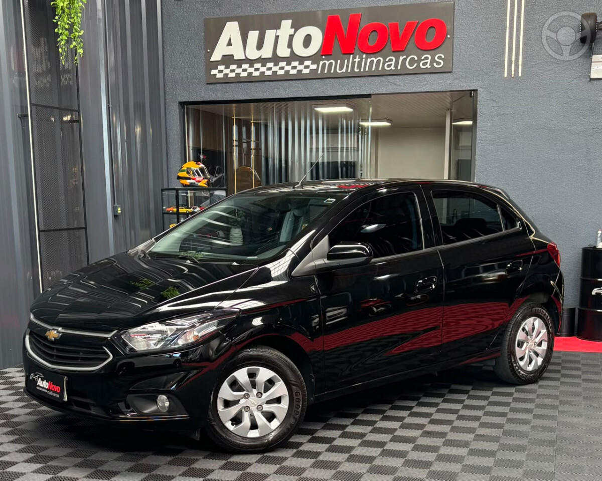 ONIX 1.0 LT 8V FLEX 4P MANUAL - 2018 - VACARIA